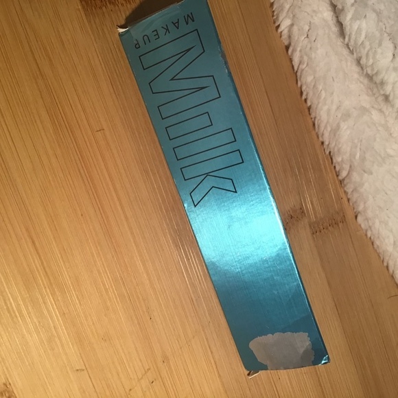 Milk makeup kush mascara in black - Picture 6 of 10